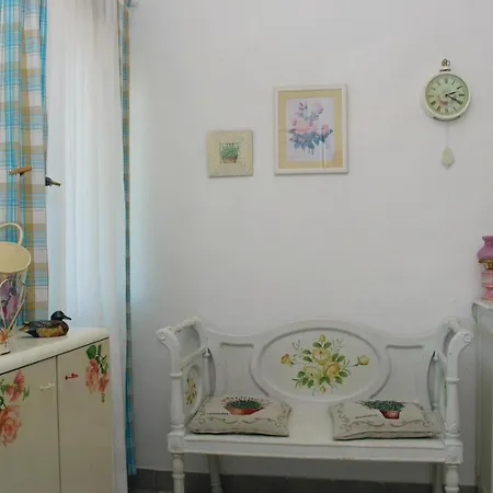 Apartment Beautiful Apartment In Tribunj *