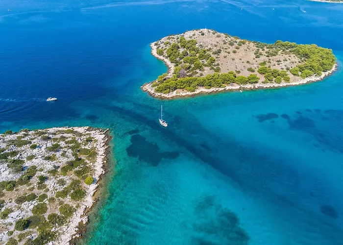 Put Prisega V דירה Tribalj